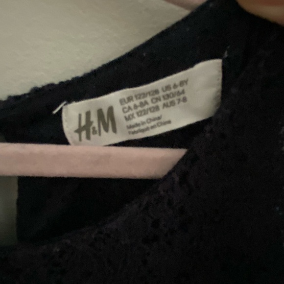 H&M Navy Dress Size 6-8Y - Picture 3 of 3